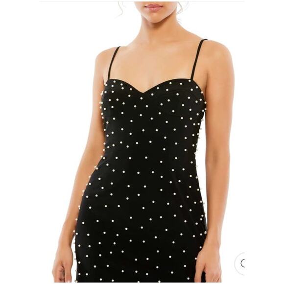 Mac Duggal Dresses & Skirts - NWT MAC DUGGAL SLEEVELESS PEARL ENCRUSTED SWEETHEART MINI DRESS SZ 2